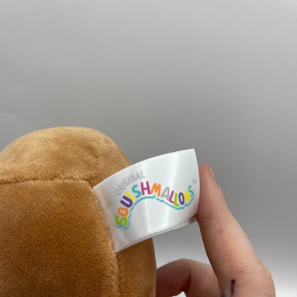 Squishmallow Avery Duck Ornament - Picture 4 of 7